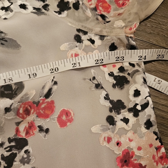 White House Black Market Pink Relaxed Smocked Blouse - Picture 11 of 12